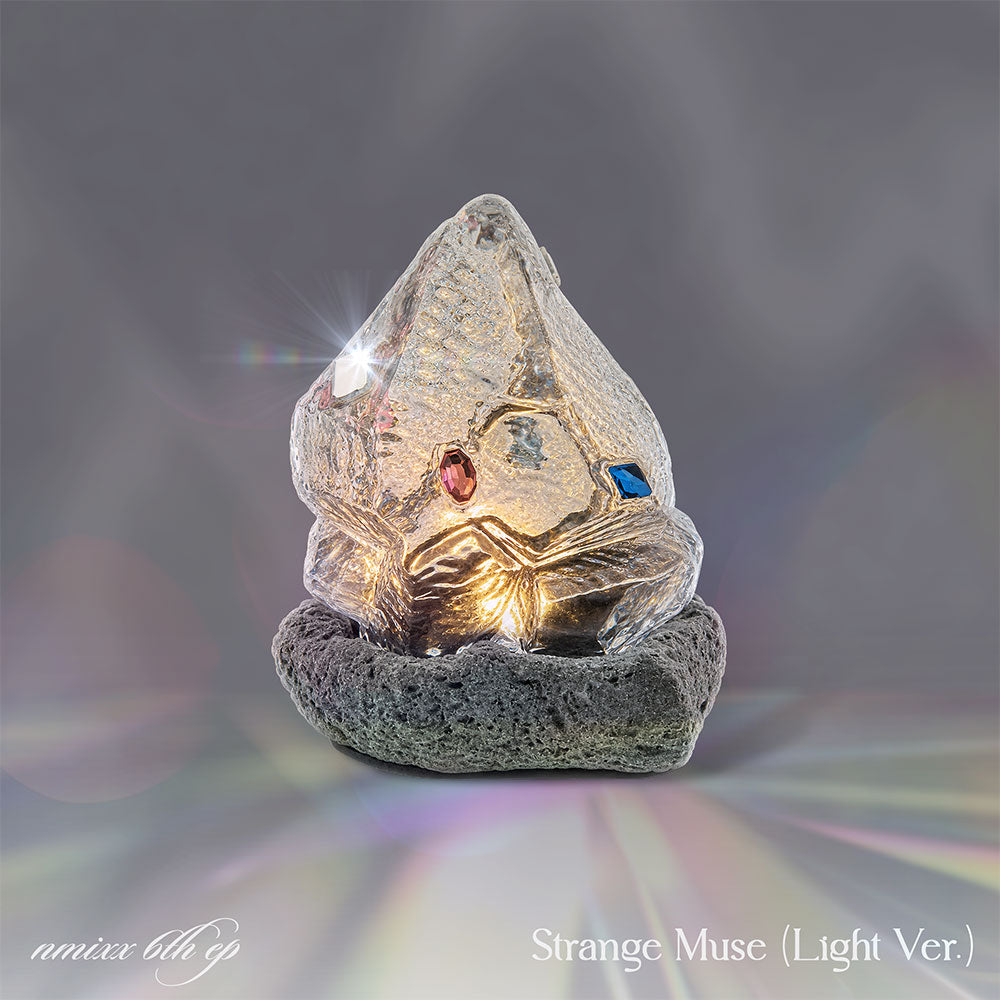 [APPLE MUSIC POB] NMIXX 6th EP Album – Strange Muse (Light Ver.)